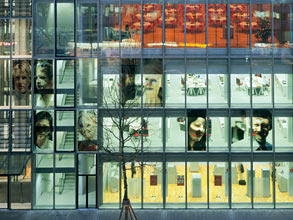 Photo:Head Office Stadtsparkasse, Dusseldorf